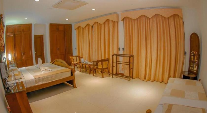 Hotel Villa Viana Marawila Exterior photo